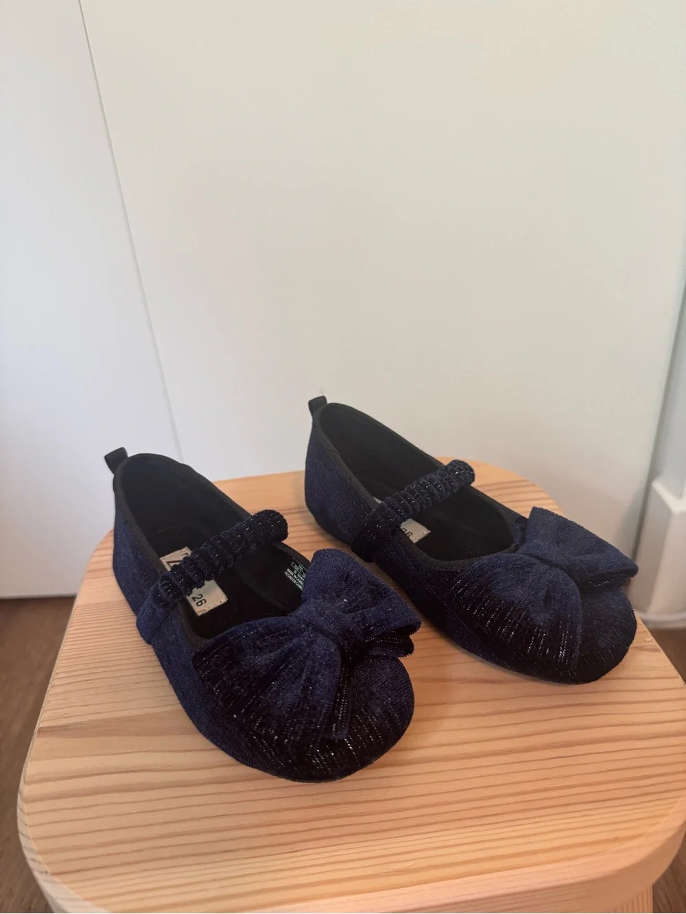 ZARA Girls Velvet Navy Bow Mary Jane Flats (Size 26 EU)